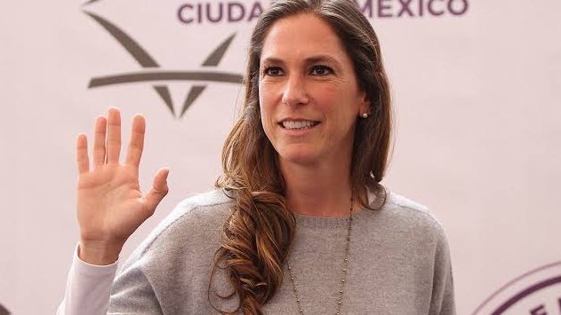 ballena2 Mariana Boy. Procuradora General PROFEPA